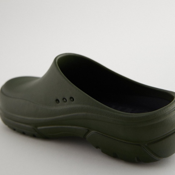 Zara Khaki Green Lightweight Sport Sole Clogs NWT - Picture 6 of 8